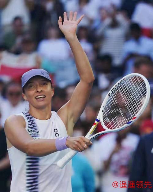 斯维亚特克直落两盘轻松击败布兹科娃 晋级澳网女单32强