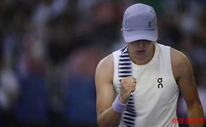 斯维亚特克直落两盘轻松击败布兹科娃 晋级澳网女单32强